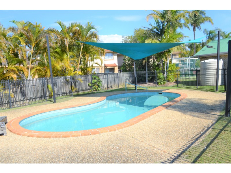 12/21 Usher Av, Labrador QLD 4215