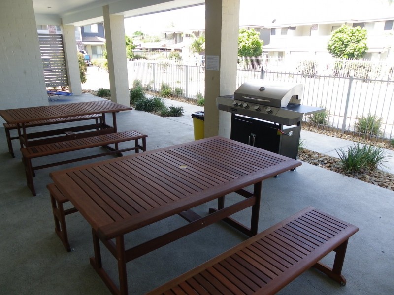 YW/99 Peverell Street, Hillcrest QLD 4118