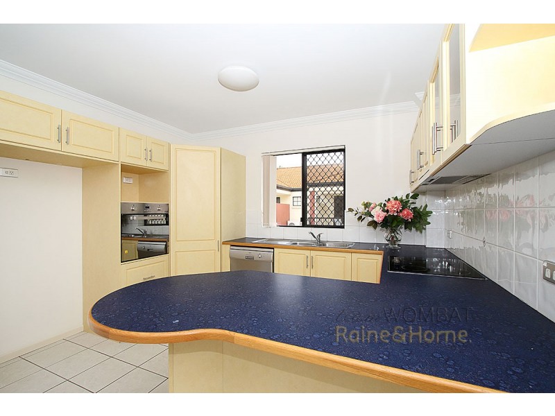 06/15 Dansie Street, Greenslopes QLD 4120