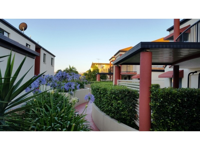 06/15 Dansie Street, Greenslopes QLD 4120