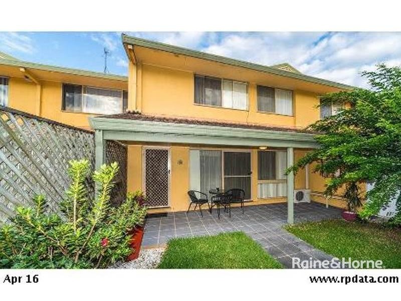 16/469 Pine Ridge Road, Runaway Bay QLD 4216