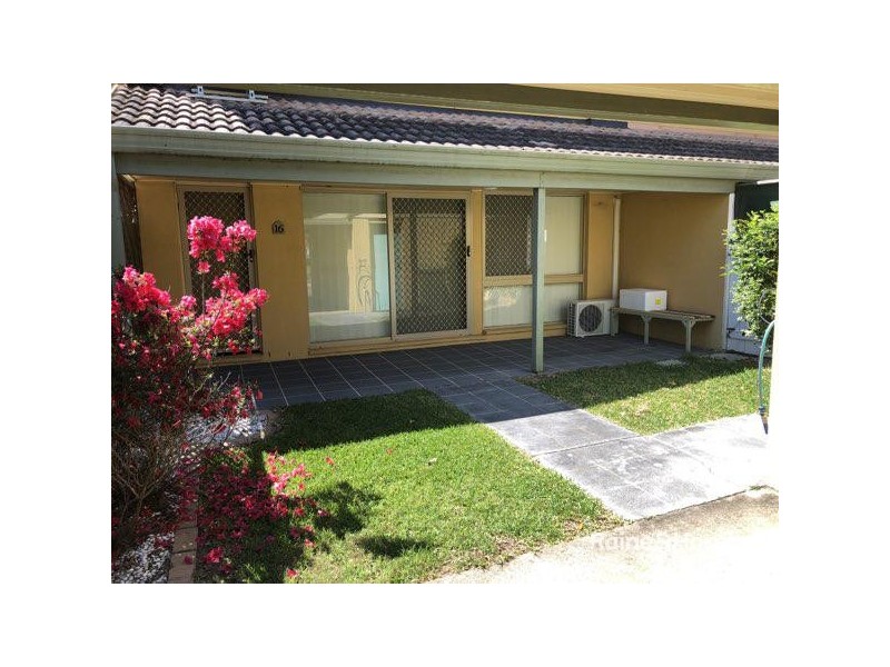 16/469 Pine Ridge Road, Runaway Bay QLD 4216