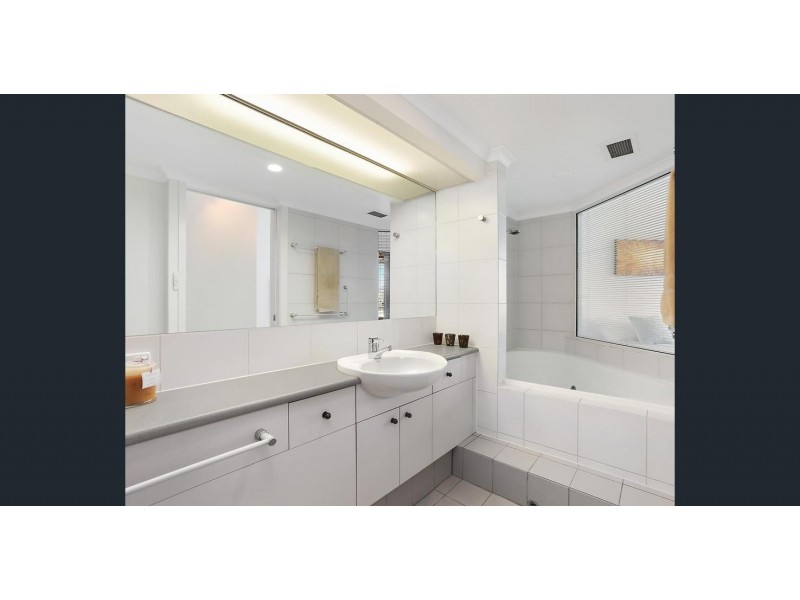 38/78 Cairns Street, Kangaroo Point QLD 4169