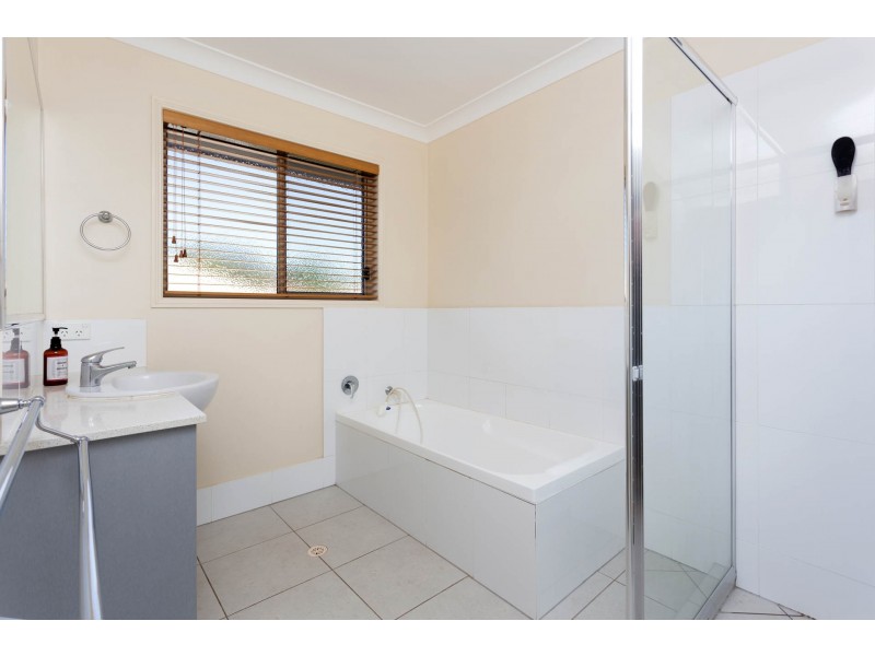 33/24 Tallis Street, Wakerley QLD 4154