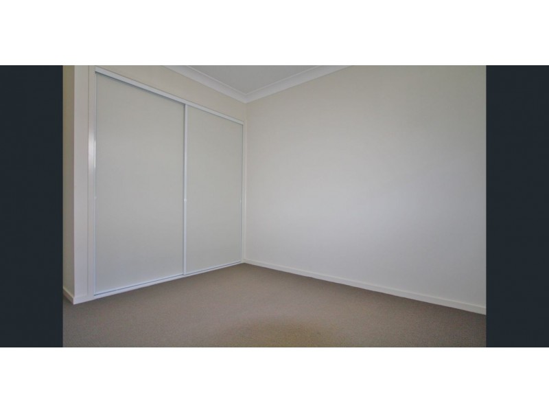 2/19 Mccurley Street, Wynnum West QLD 4178