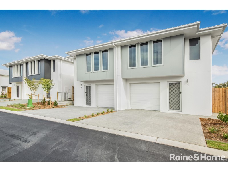63/188 Gainsborough Drive, Pimpama QLD 4209