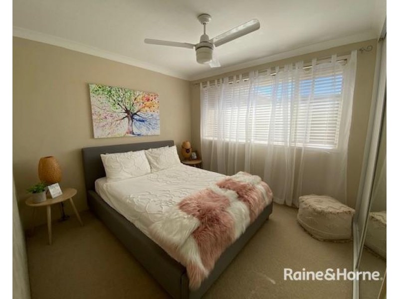 6/24 MADANG CRESCENT, Runaway Bay QLD 4216