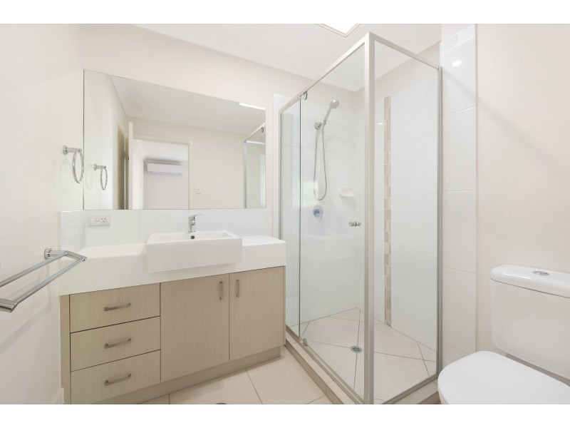 10 YUGUMBIR, Richlands QLD 4077