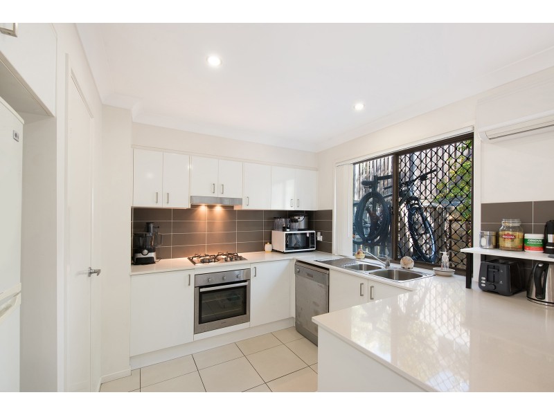 10 YUGUMBIR, Richlands QLD 4077