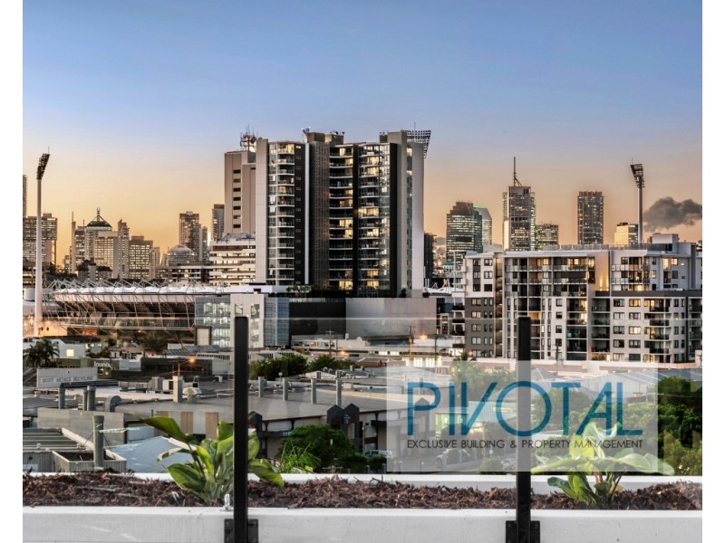 4153/8 Holden Street, Woolloongabba QLD 4102