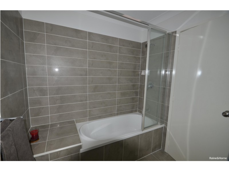 29 Claussen St, Browns Plains QLD 4118