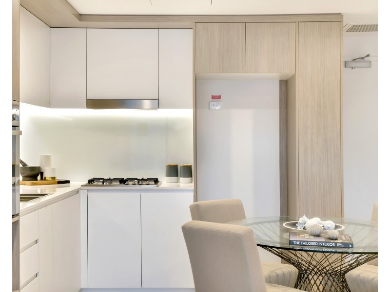 1108/123 Cavendish Road, Coorparoo QLD 4151