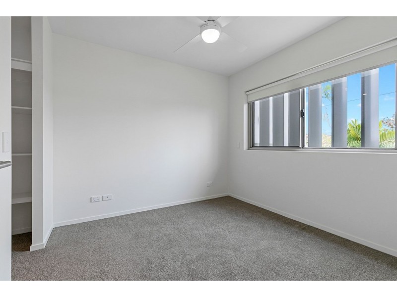 25/1049 Wynnum Road, Cannon Hill QLD 4170