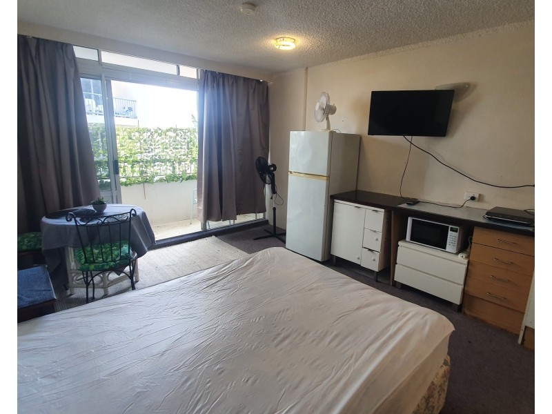 305/2 Barney Street, Southport QLD 4215