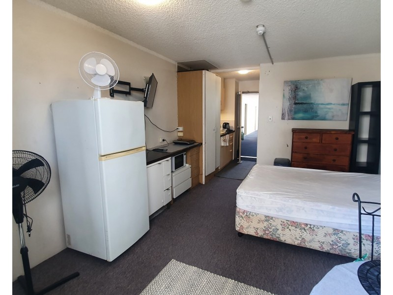 305/2 Barney Street, Southport QLD 4215