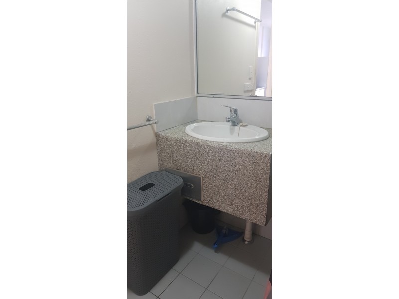 305/2 Barney Street, Southport QLD 4215