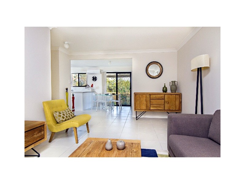 2/19 Flower Place, Richlands QLD 4077