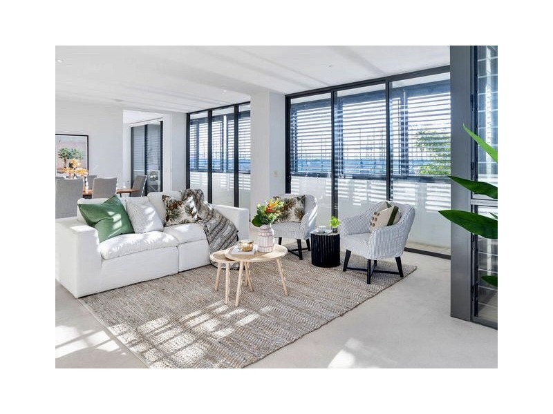 Paradise Point QLD 4216