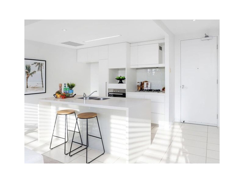 Paradise Point QLD 4216