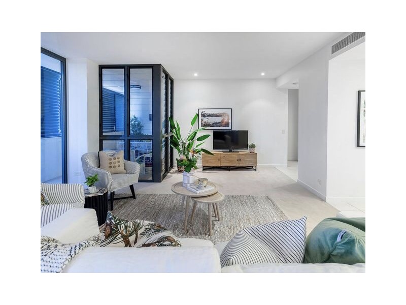 Paradise Point QLD 4216