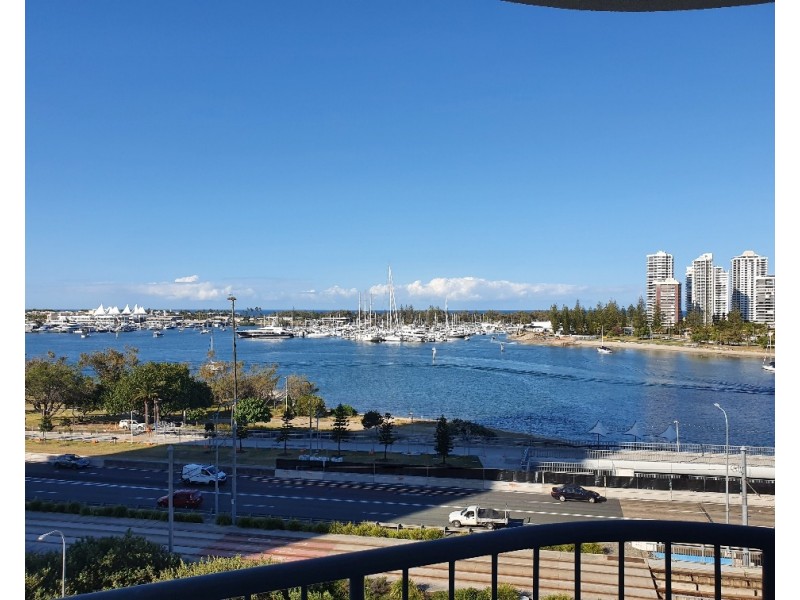 816/2 Barney Street, Southport QLD 4215