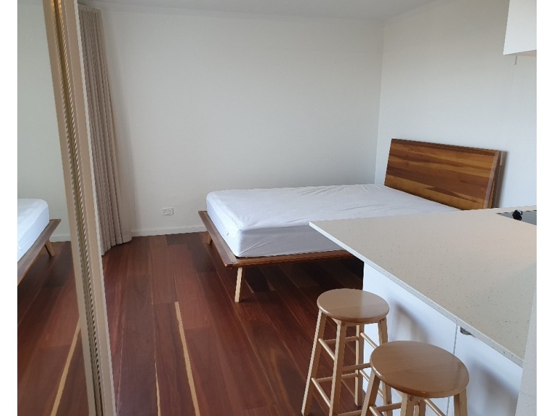 816/2 Barney Street, Southport QLD 4215
