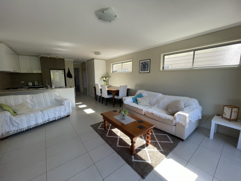 Fully Furnished U5/123 Barrack Road, Cannon Hill QLD 4170