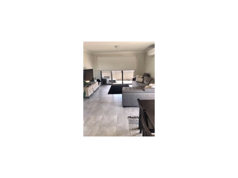 23 Helsinki Street, Spring Mountain QLD 4124