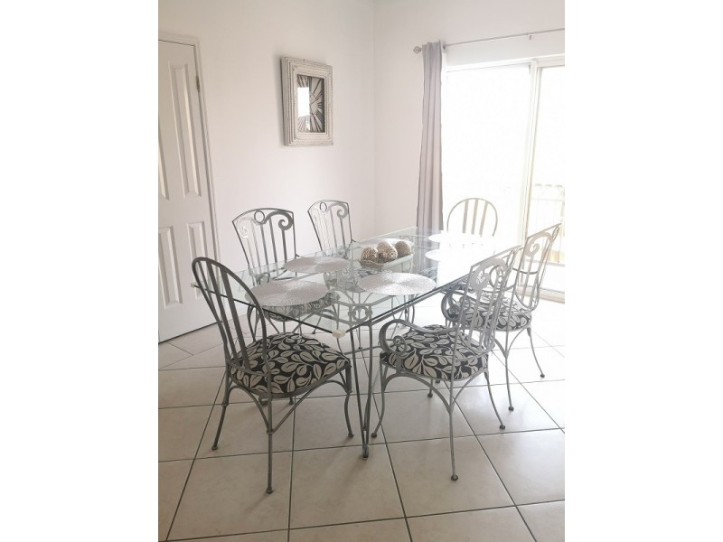 93/88-98 Limetree Parade, Runaway Bay QLD 4216