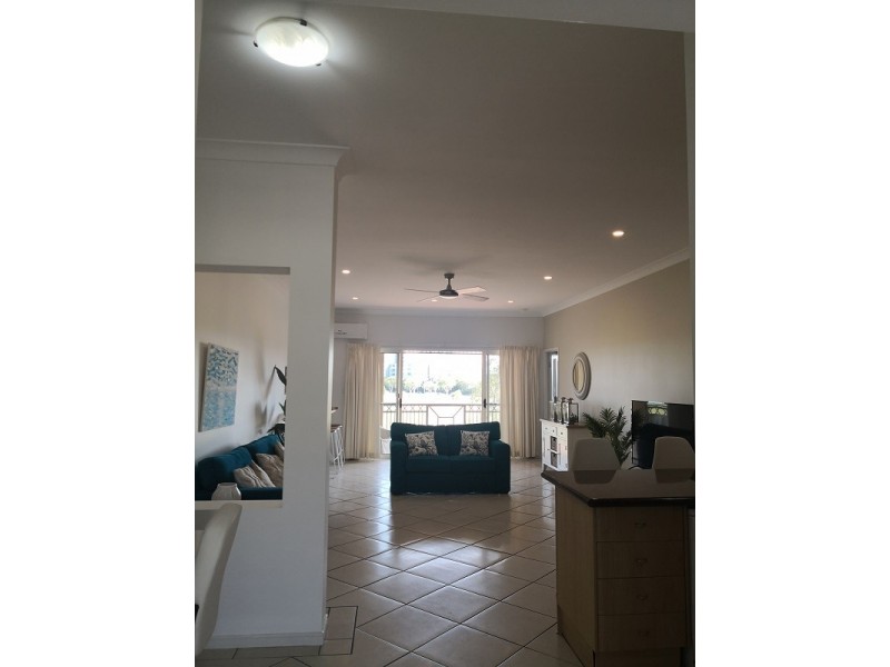 93/88-98 Limetree Parade, Runaway Bay QLD 4216