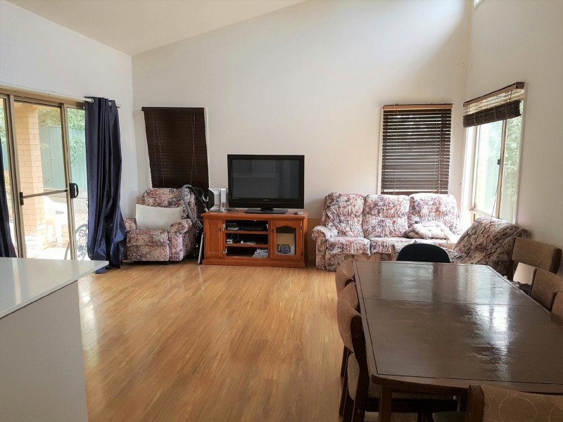 52 Lyttleton Crescent, Cook ACT 2614