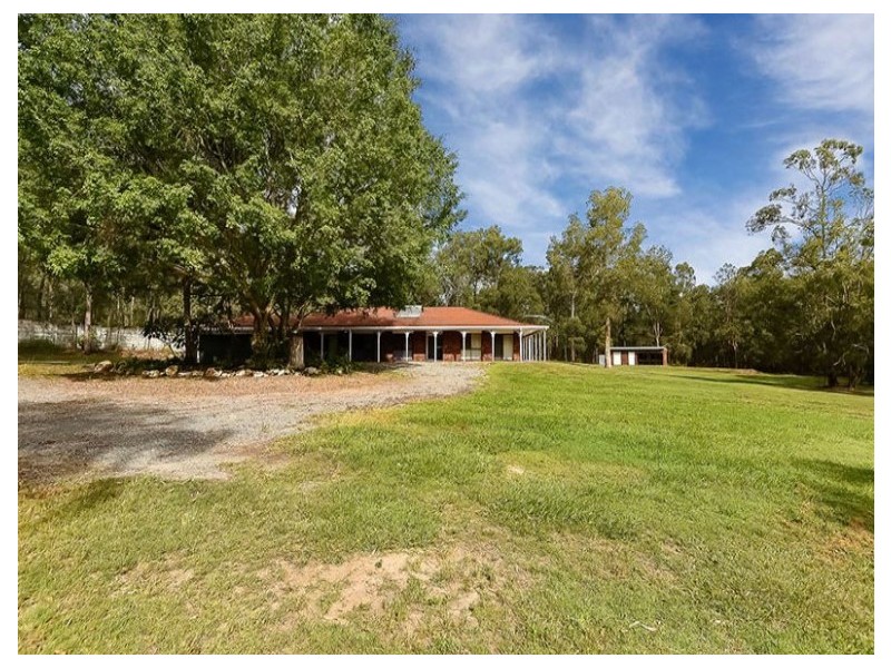 323 Middle Road, Boronia Heights QLD 4124