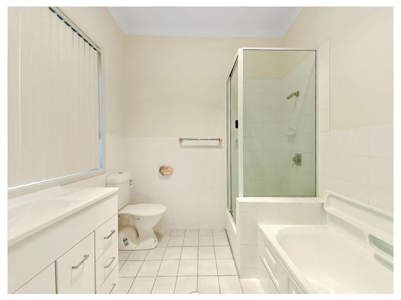 323 Middle Road, Boronia Heights QLD 4124