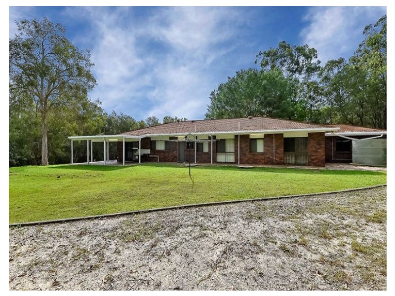 323 Middle Road, Boronia Heights QLD 4124