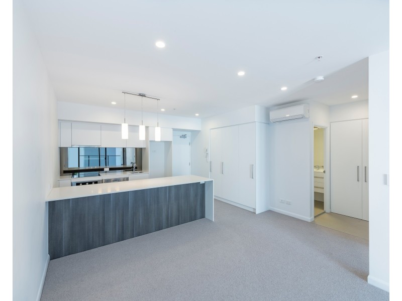 21111/300 Old Cleveland Road, Coorparoo QLD 4151