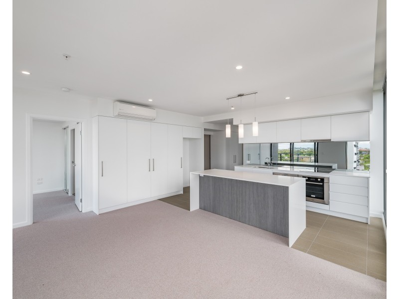 11001/300 Old Cleveland Road, Coorparoo QLD 4151