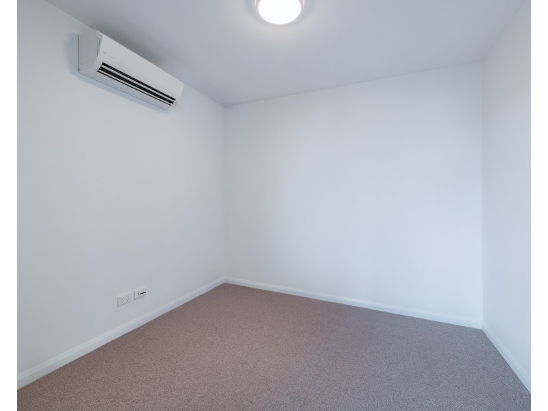 11001/300 Old Cleveland Road, Coorparoo QLD 4151