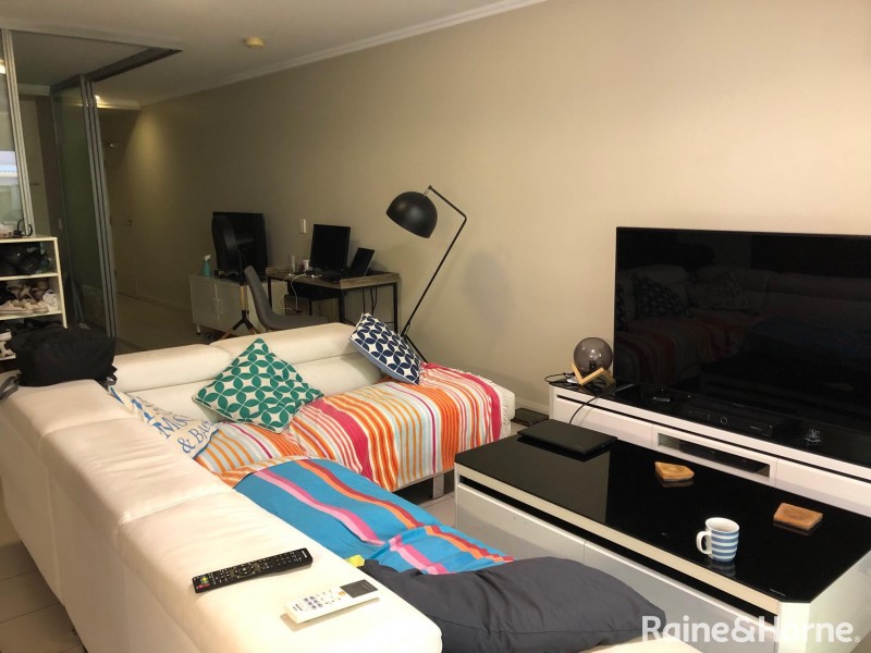 61/123 Barrack Road, Cannon Hill QLD 4170