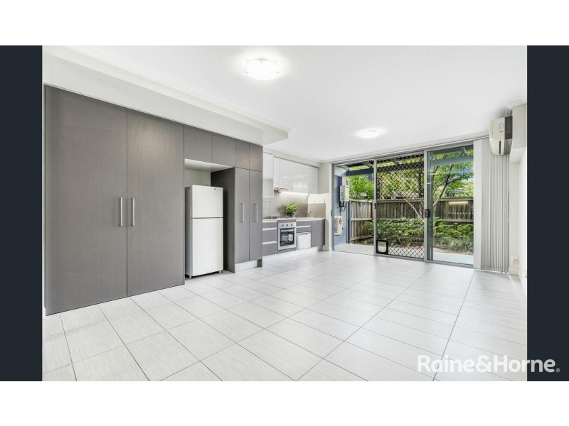 61/123 Barrack Road, Cannon Hill QLD 4170