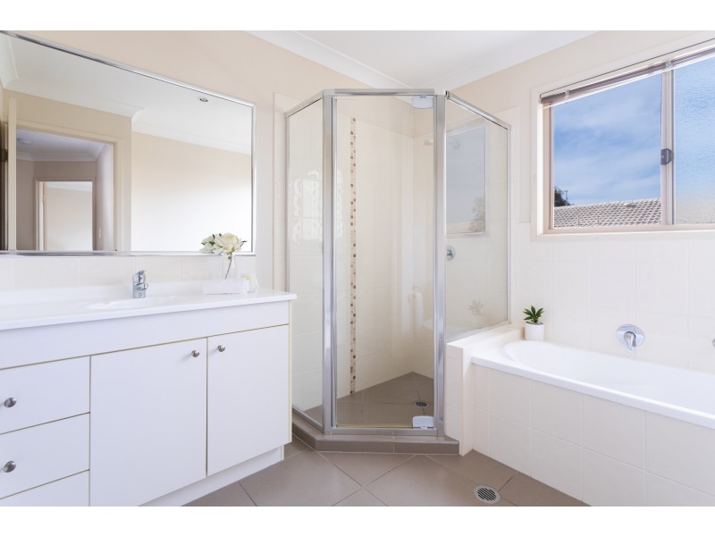 18/6 Canton Court, Manly West QLD 4179