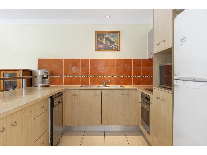 112/4 University Drive, Robina QLD 4226