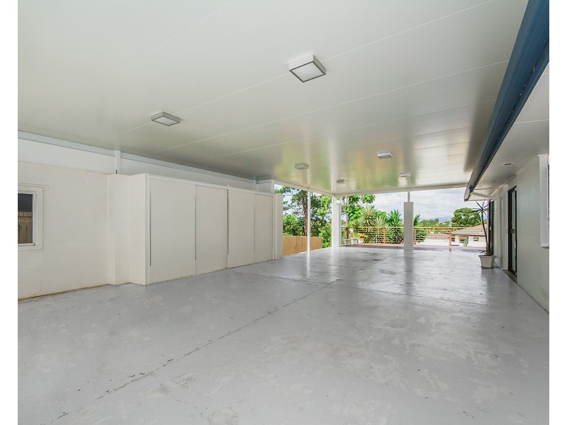 6 Lavinia Street, Southport QLD 4215