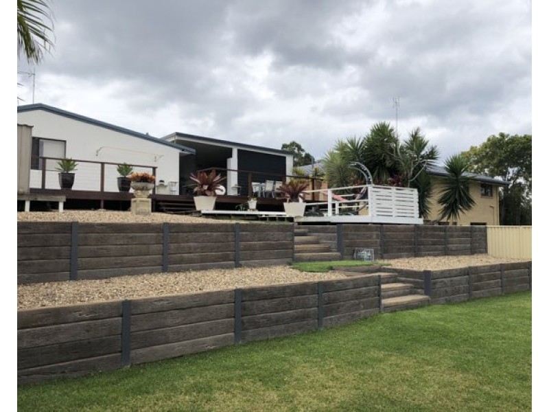 6 Lavinia Street, Southport QLD 4215