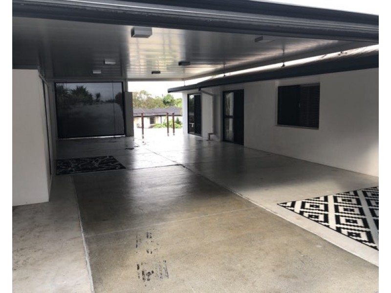 6 Lavinia Street, Southport QLD 4215