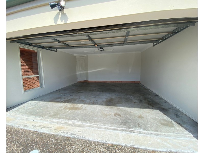 12 Marble Arch Place, Arundel QLD 4214