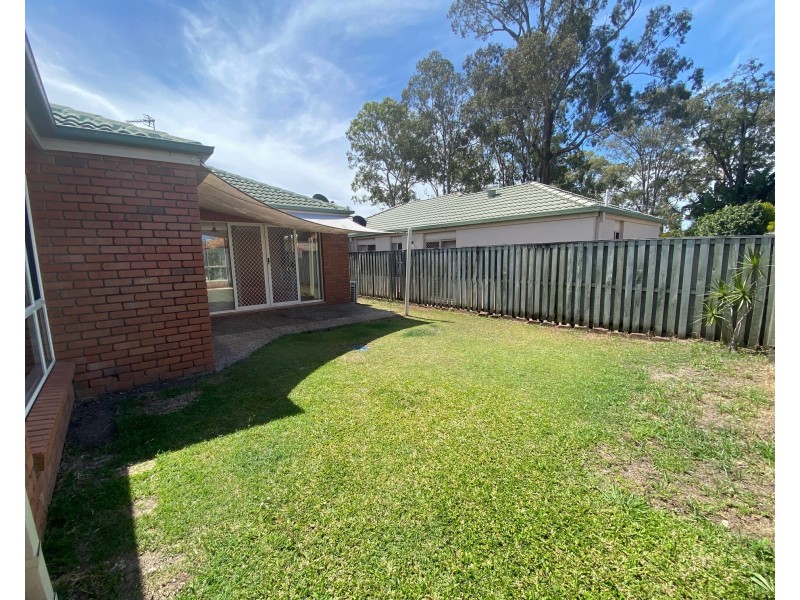 12 Marble Arch Place, Arundel QLD 4214