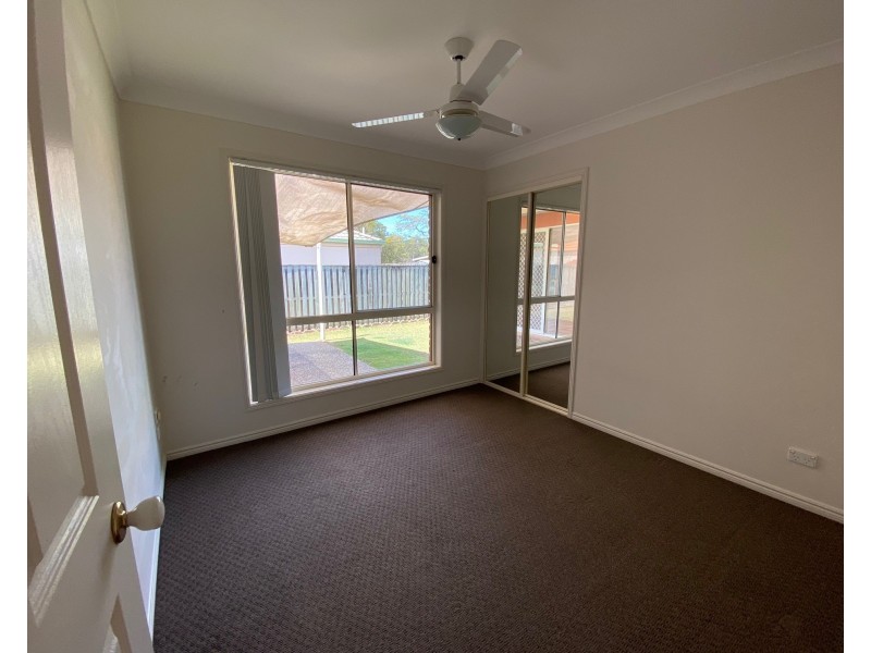 12 Marble Arch Place, Arundel QLD 4214