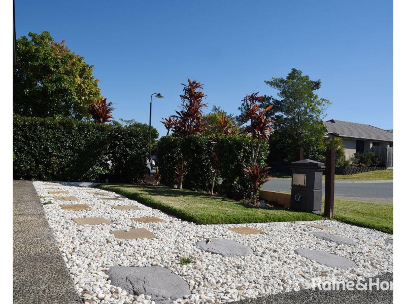 68 Denham Crescent, North Lakes QLD 4509