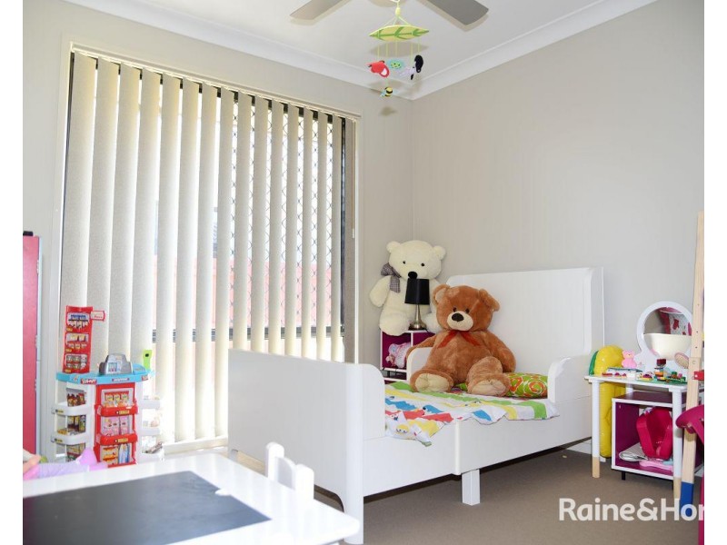 68 Denham Crescent, North Lakes QLD 4509