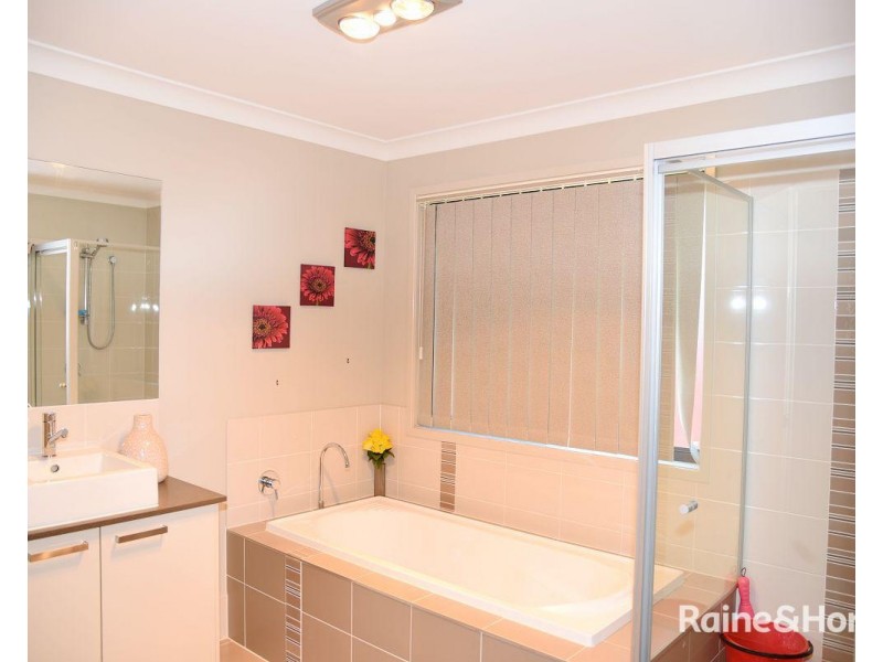 68 Denham Crescent, North Lakes QLD 4509